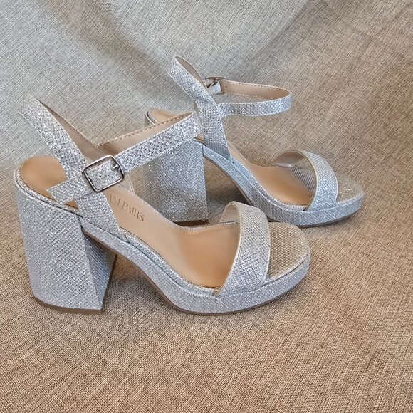 Dream Pairs Women's Giselle Silver Sparkle Heels, Size 9 - Picture 3 of 5